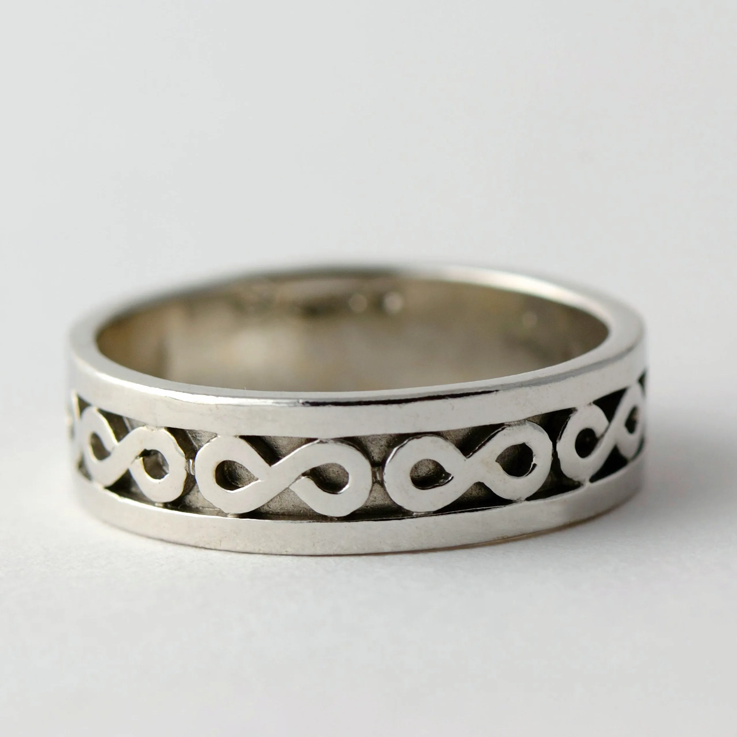 18ct white fairtrade gold wedding band ring - infinity symbol ring - men's wedding band
