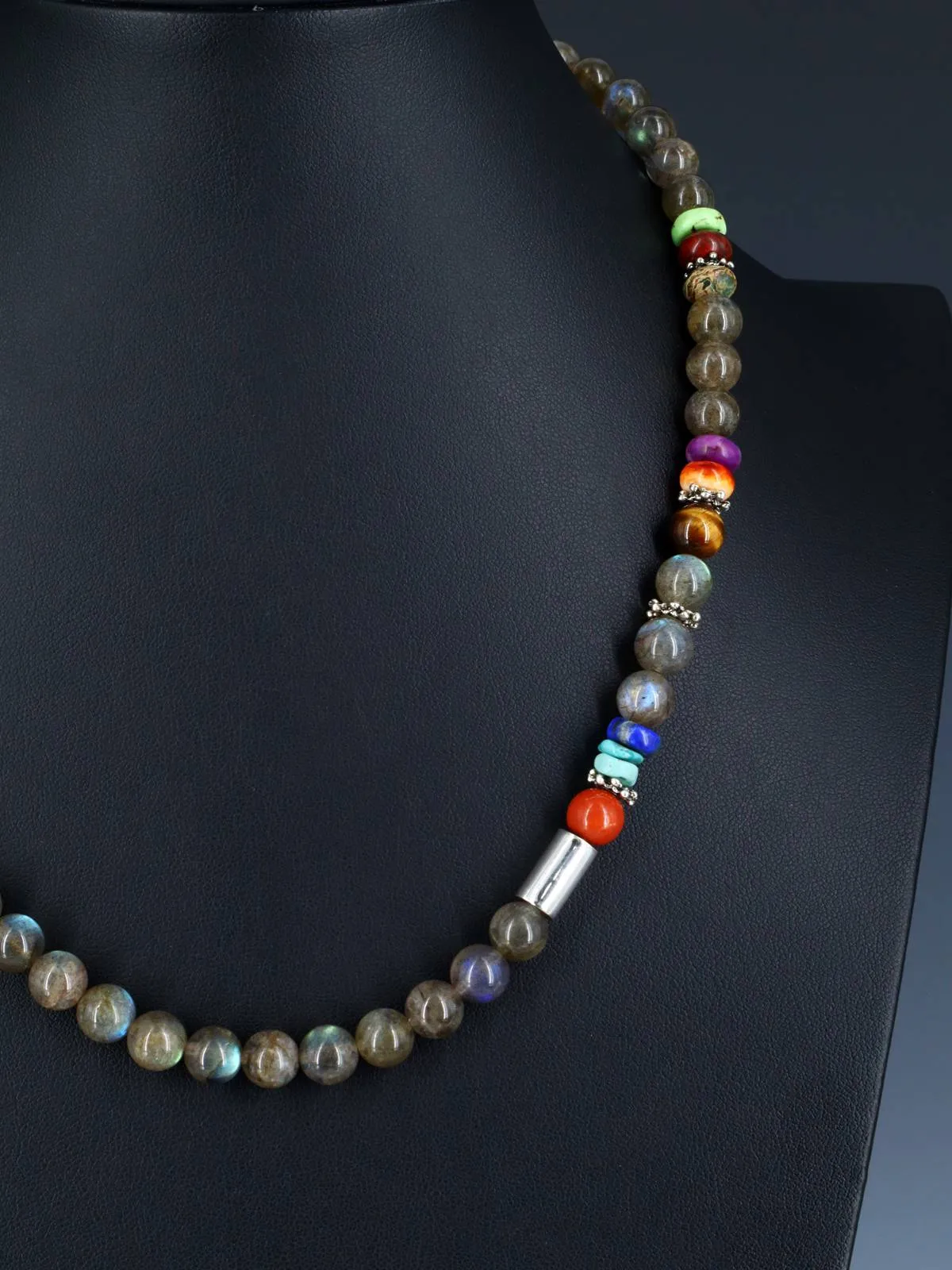 20" Navajo Single Strand Beaded Labradorite Necklace