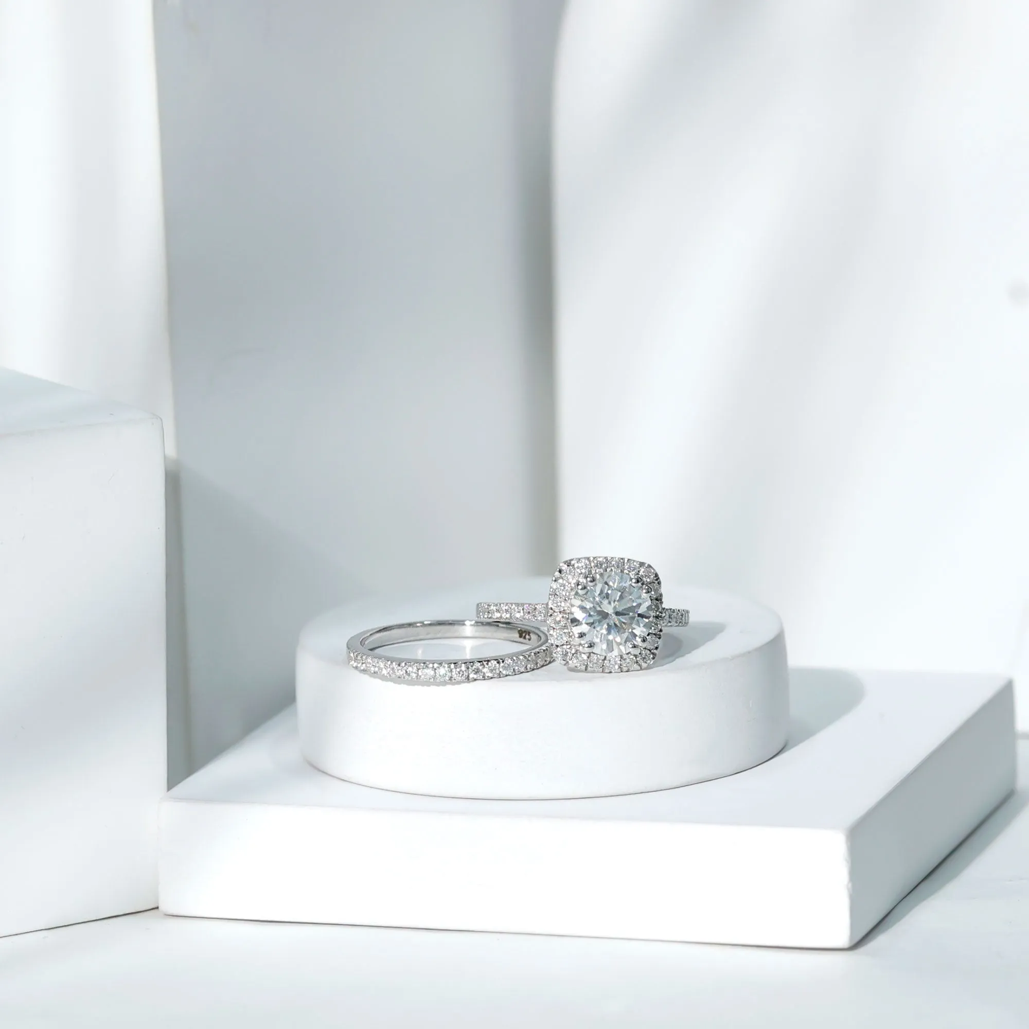 3.25 CT Round Certified Moissanite Wedding Silver Ring Set with Halo