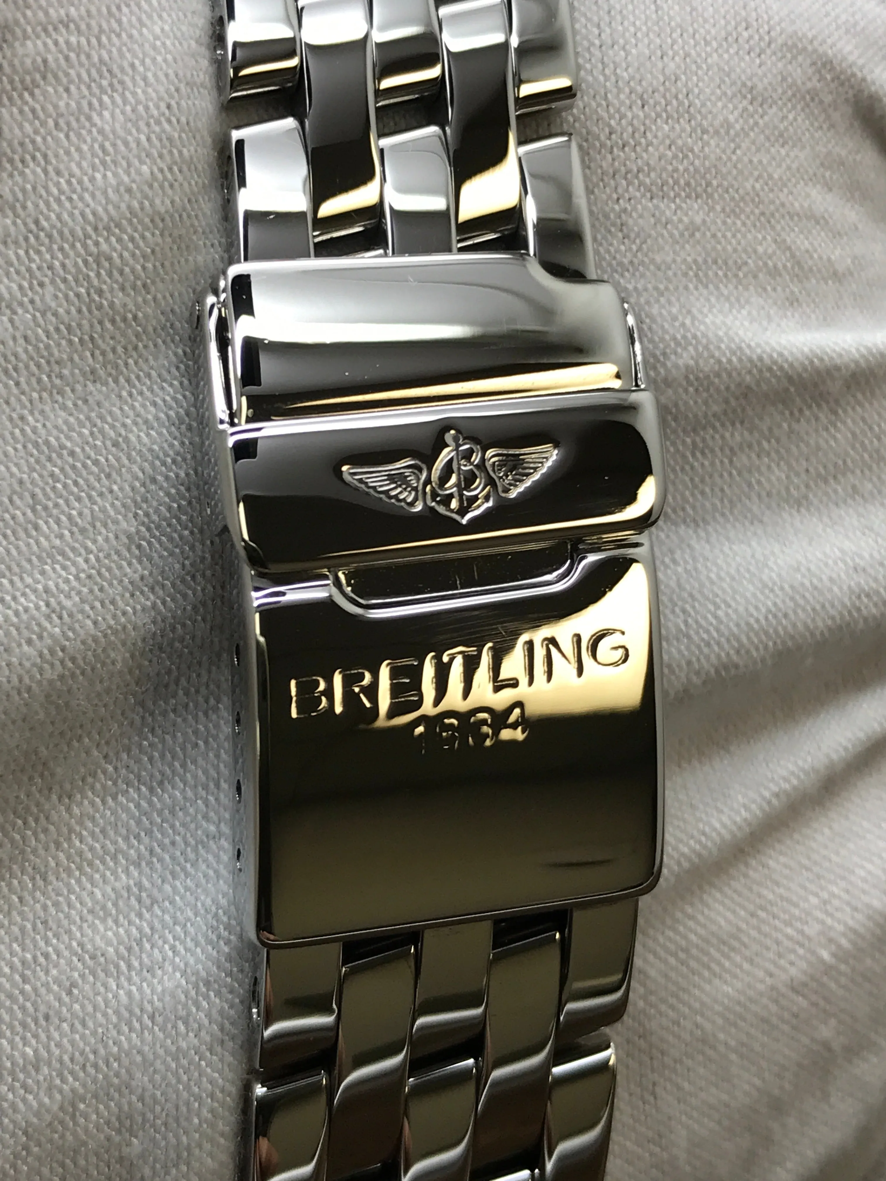 Breitling Jetstream Chronomat B55048 Blue Dial Quartz Men's Watch