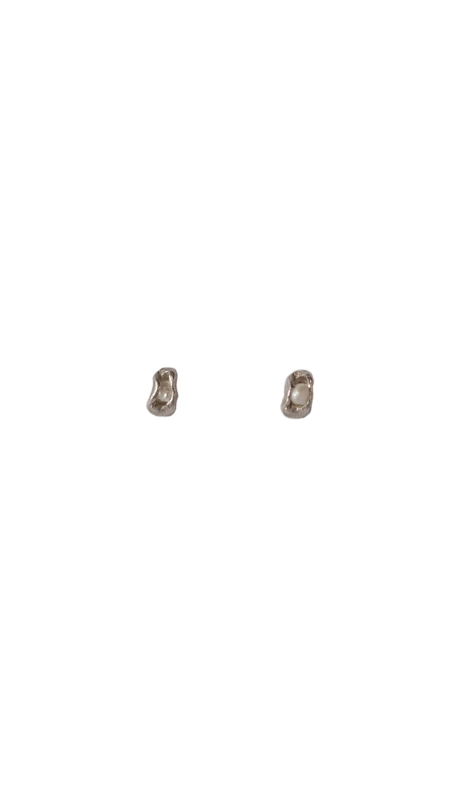 Cravinho Earrings
