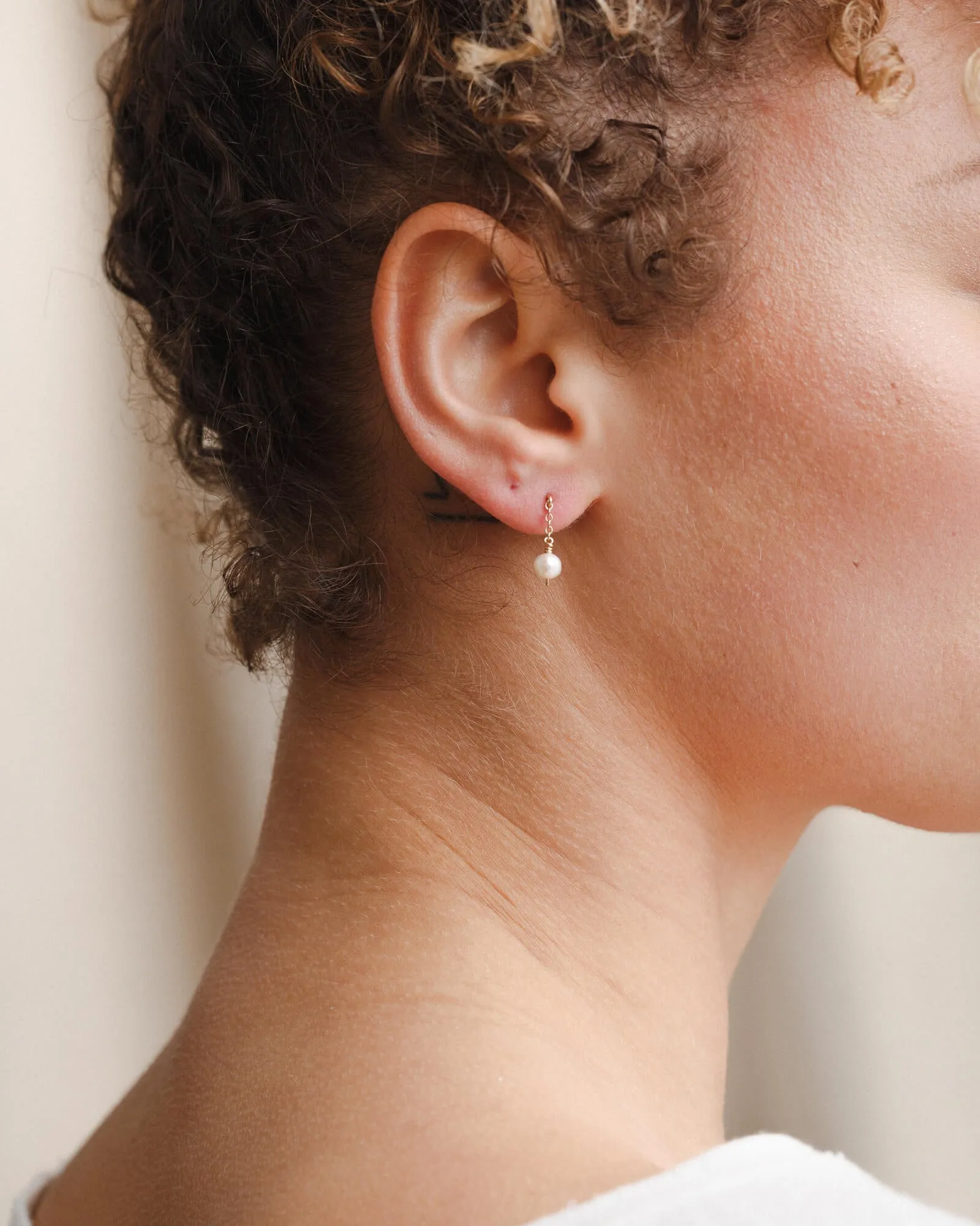 Dara Earrings