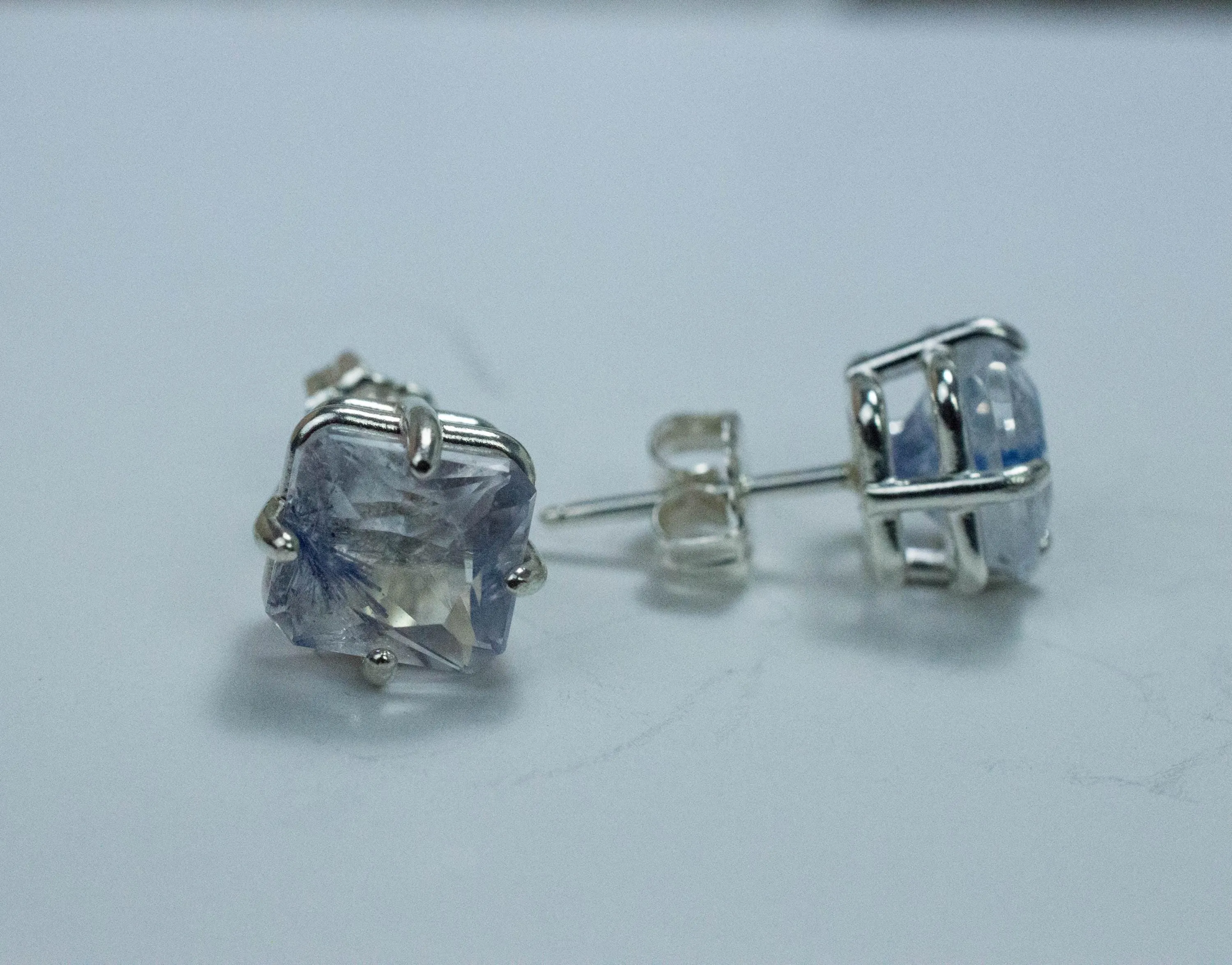 Dumortierite Quartz Earrings; Natural Untreated Brazil Dumortierite; 3.820cts