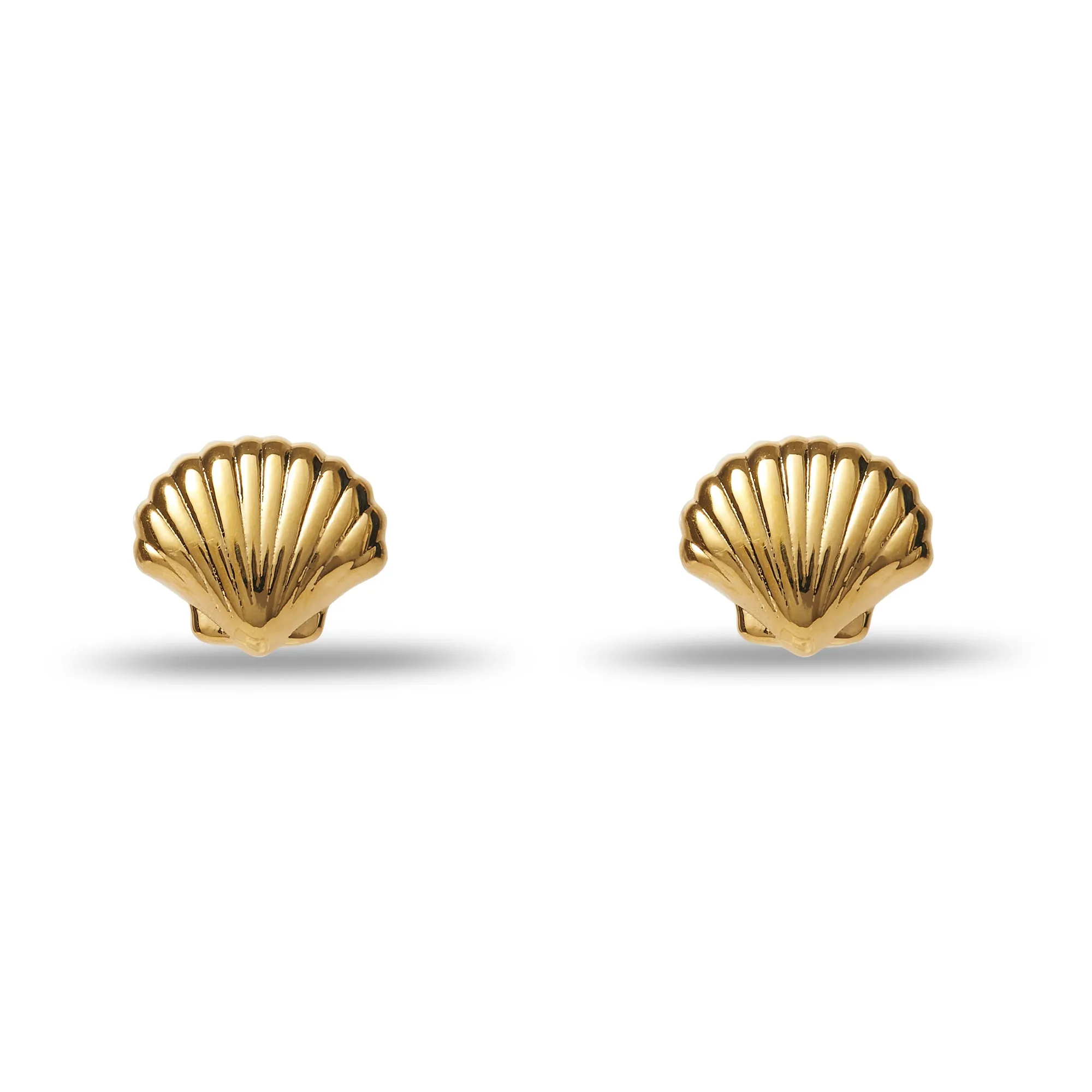 GOLD COQUILLE STUD EARRINGS