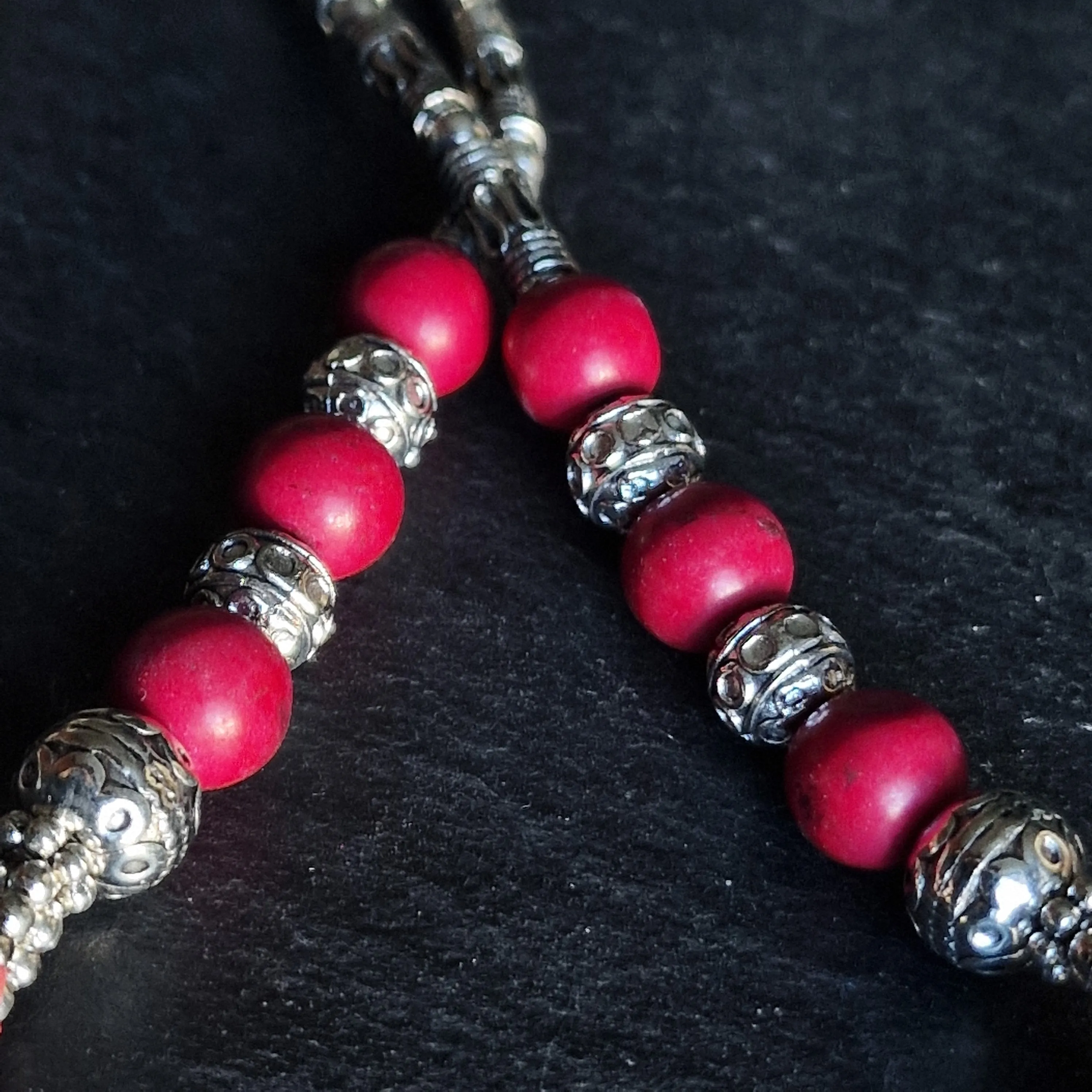 Handmade Coral Inlay Tibetan Silver Himalayan Necklace Jewellery