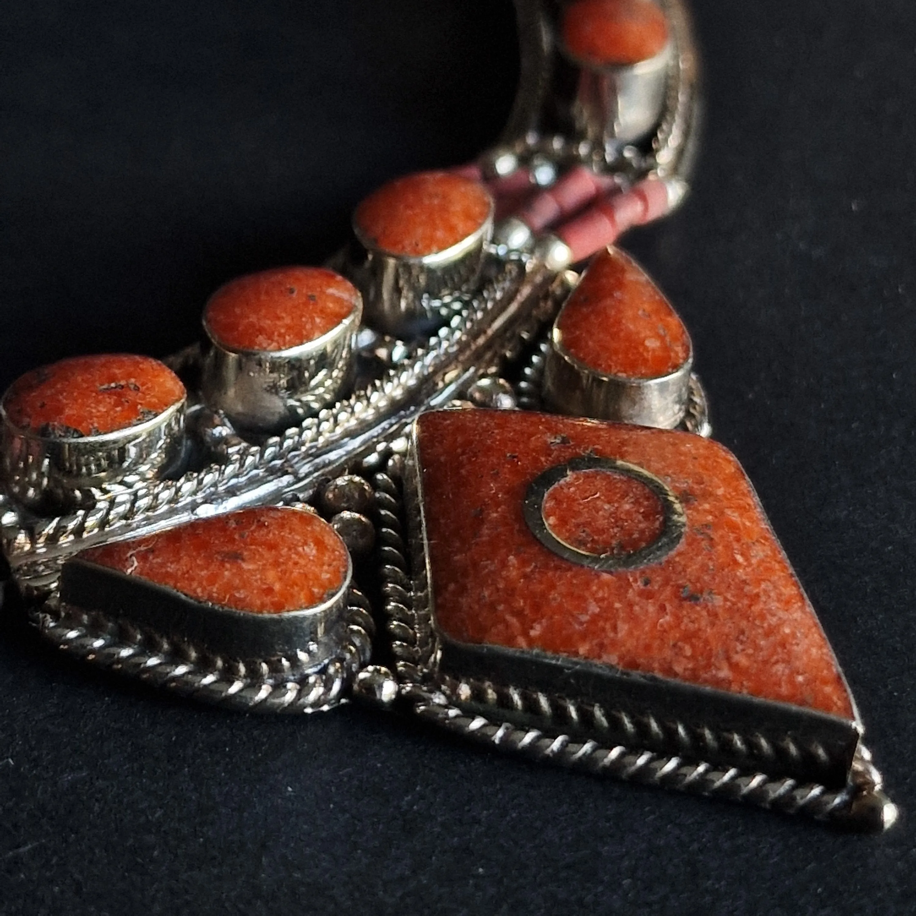 Handmade Coral Inlay Tibetan Silver Himalayan Necklace Jewellery