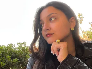 Lemon Quartz Studs Cocktail Earrings