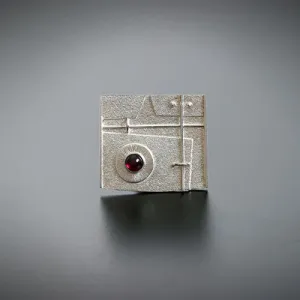 Linear shapes silver pin and pendant