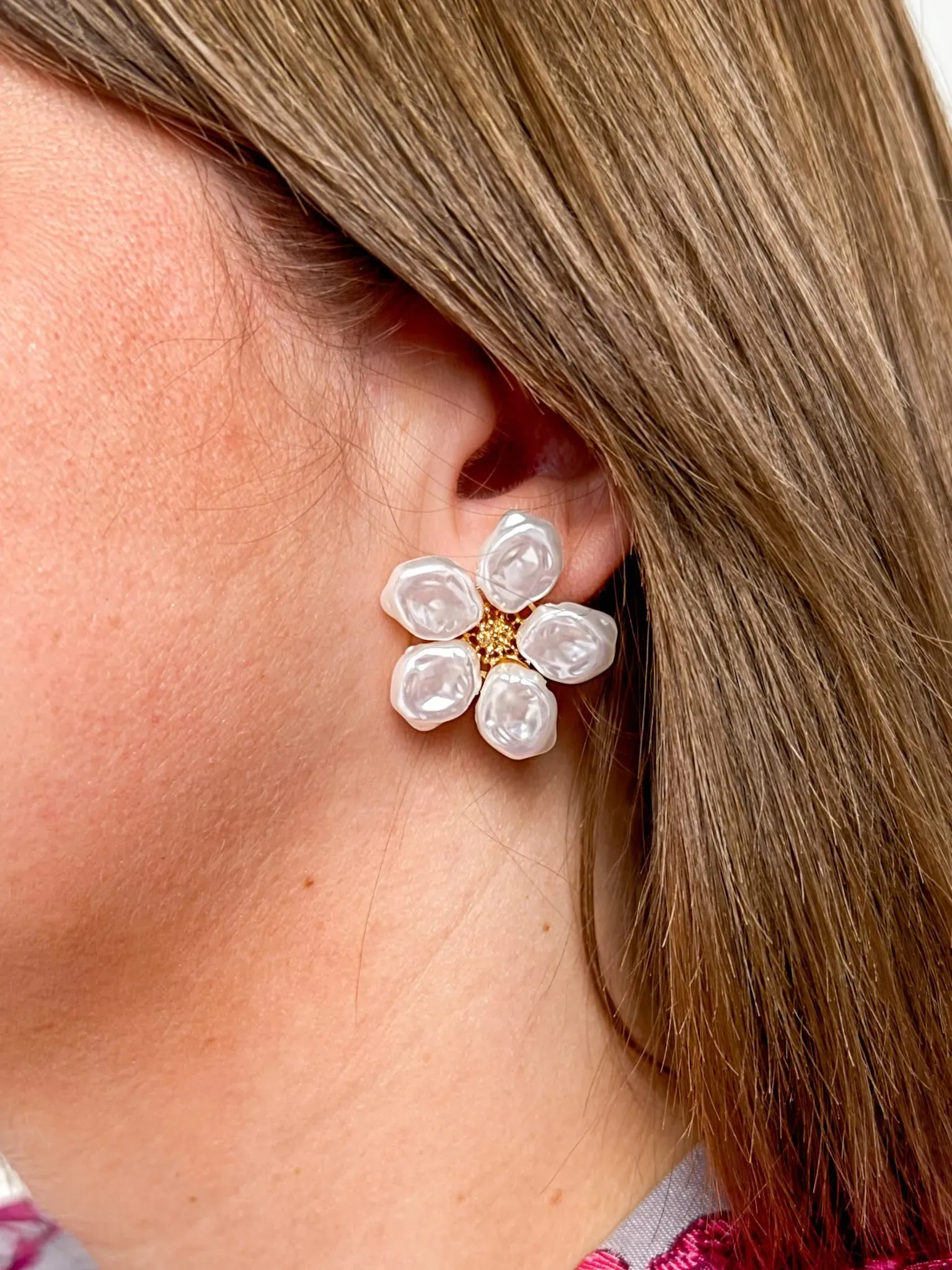 Pearl Flower Stud Earrings