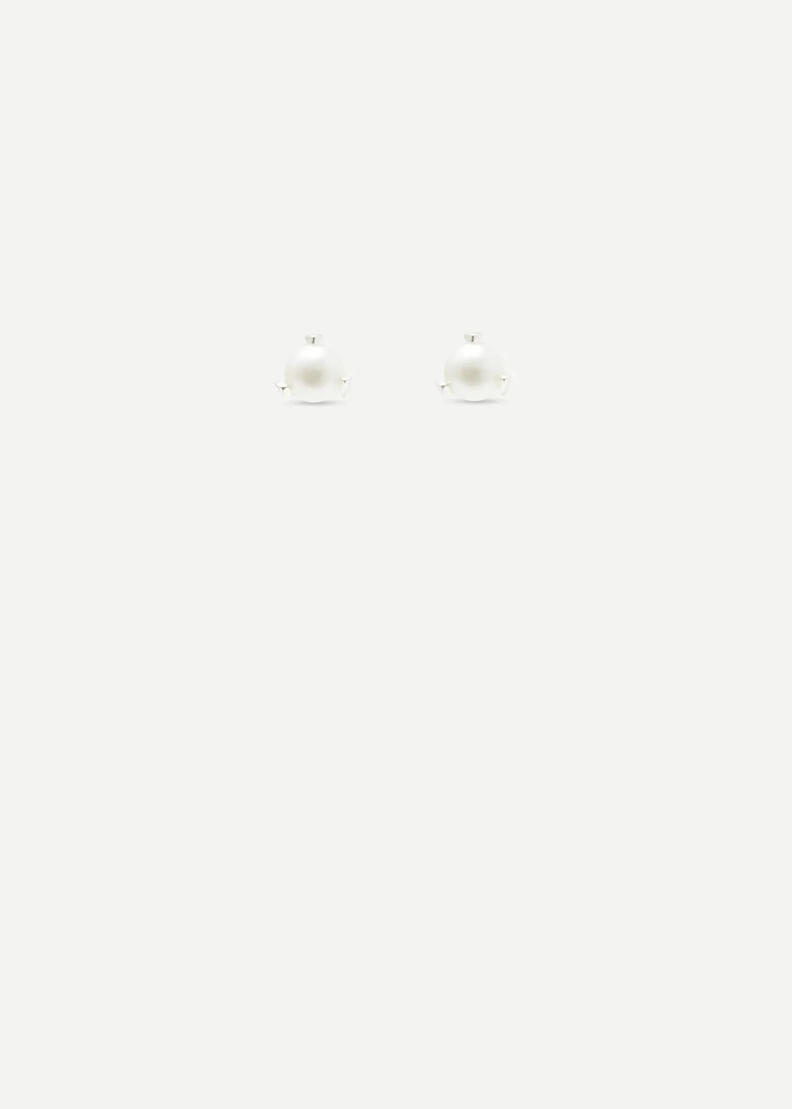 Pearled Stud Earring Mini
