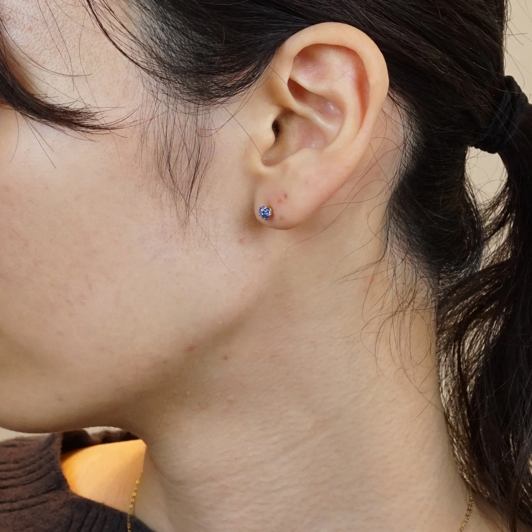 [Second Earrings] 18K Yellow Gold Blue Quartz Pentagon Cut Earrings