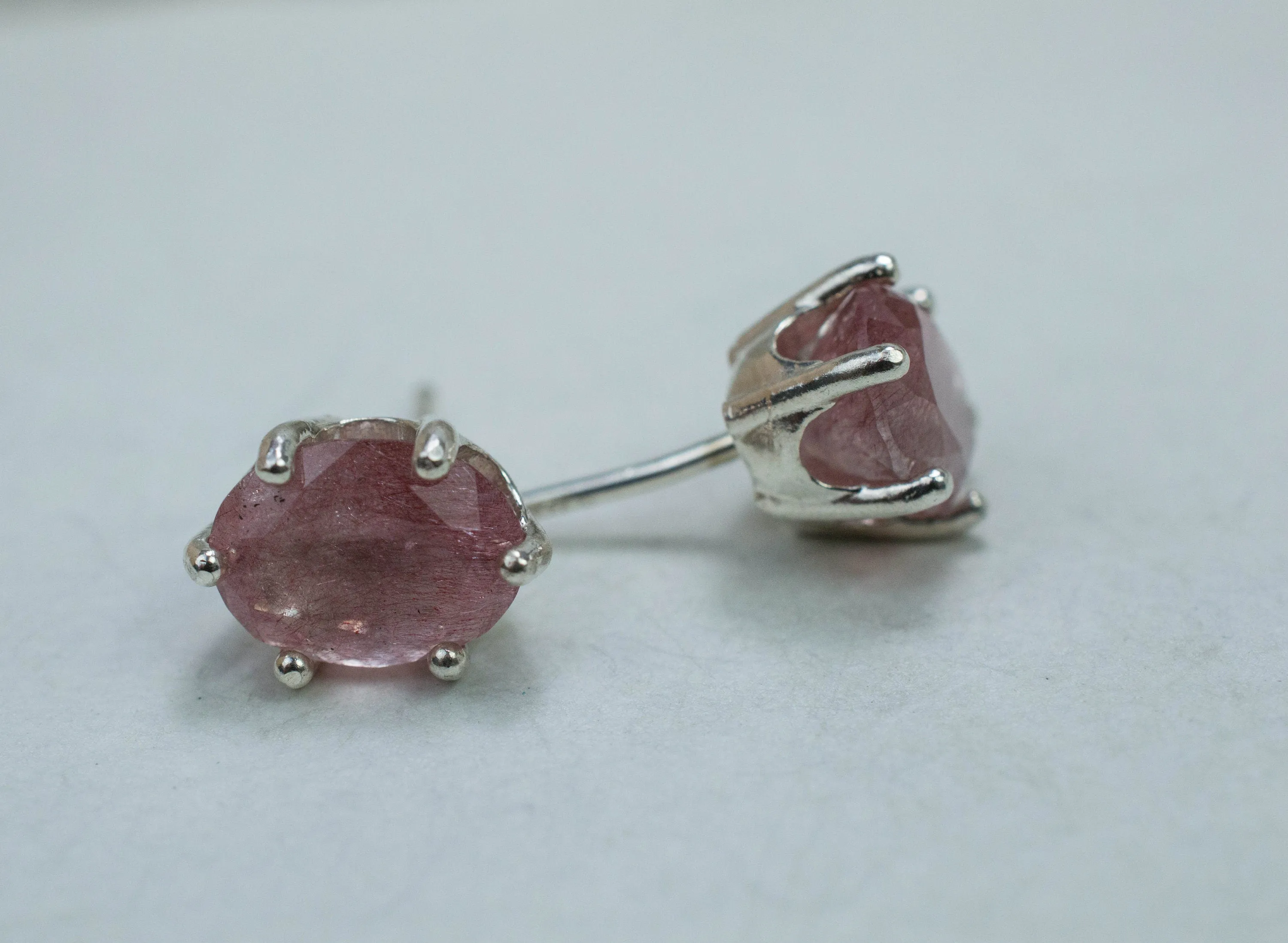 Strawberry Quartz Earrings; Genuine Untreated Mexico Quartz; 3.360cts